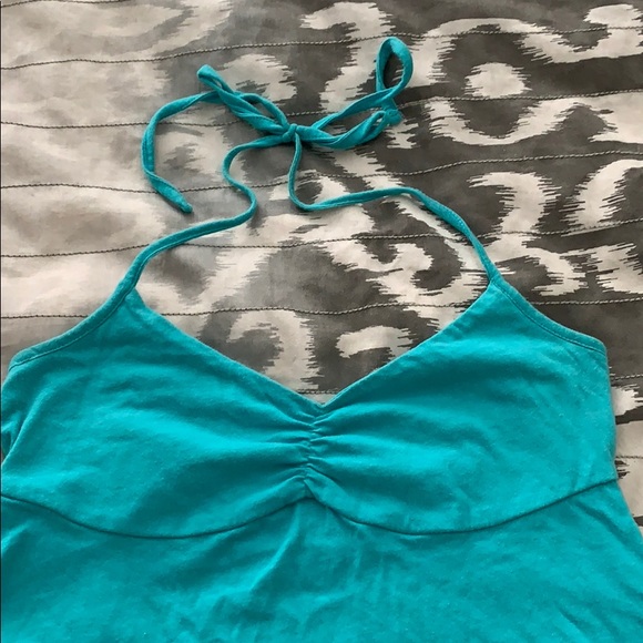 Divided halter top - Picture 2 of 5